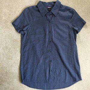 Patagonia Women’s Short Sleeve Shirt Organic Cotton Navy Button Front Small